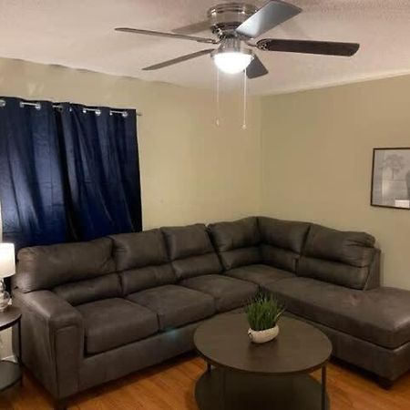 Charming 1-Br Upstairs Apartment Near Fort Sill! Lawton Exterior foto