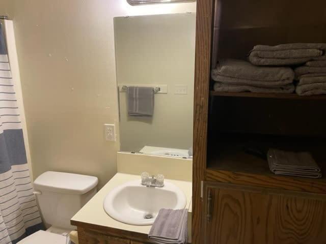 Charming 1-Br Upstairs Apartment Near Fort Sill! Lawton Exterior foto