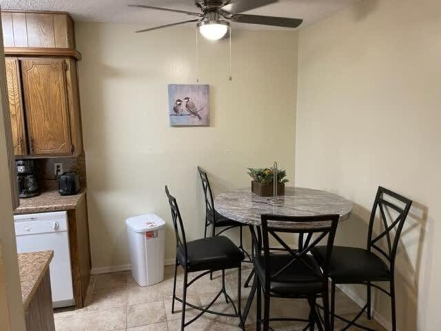 Charming 1-Br Upstairs Apartment Near Fort Sill! Lawton Exterior foto